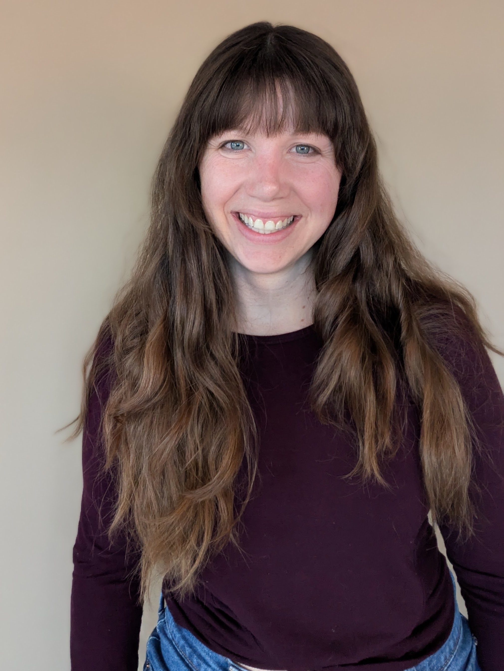 Erin Mackey Headshot